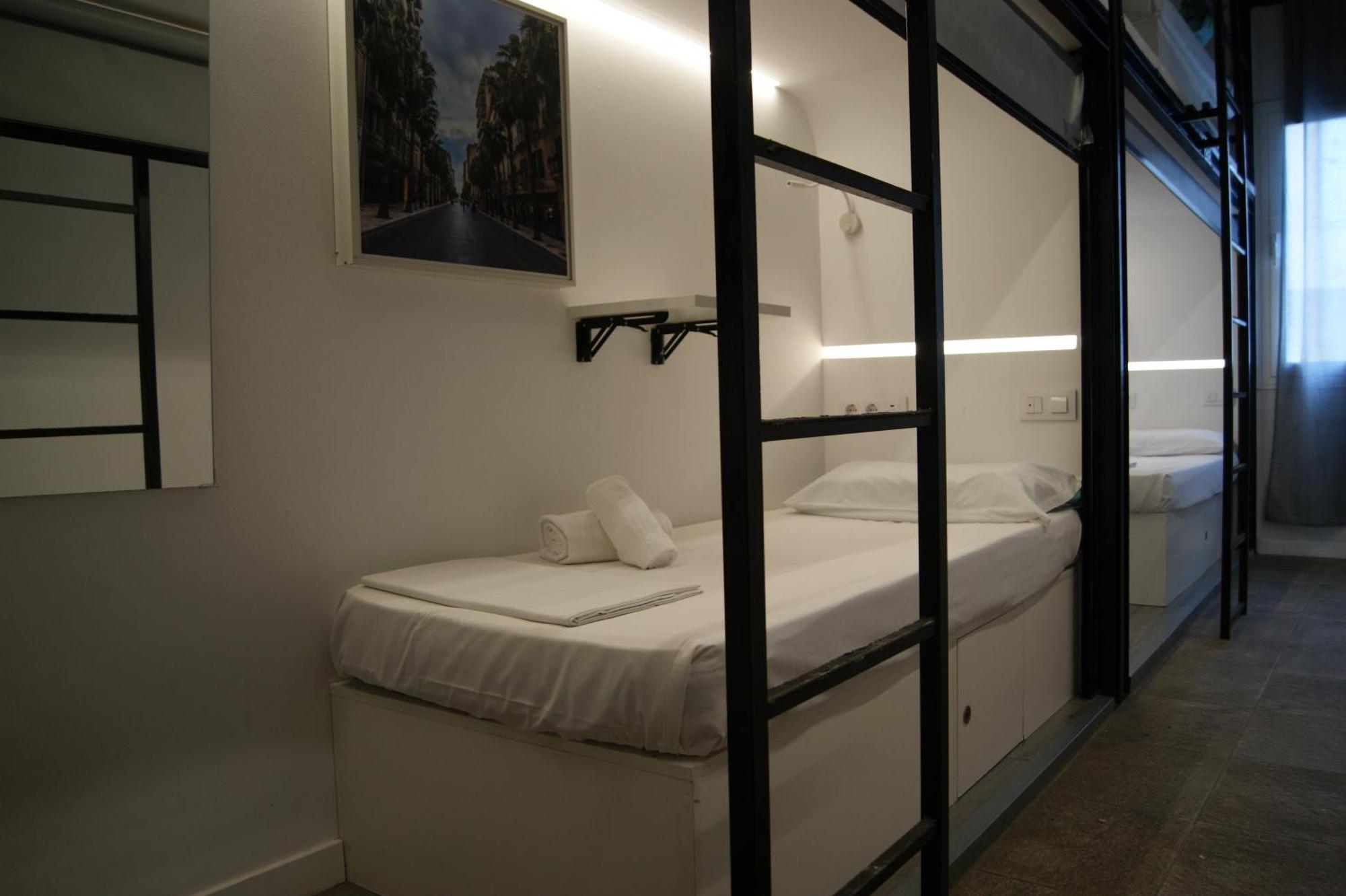 M Pods Malaga Otel Dış mekan fotoğraf