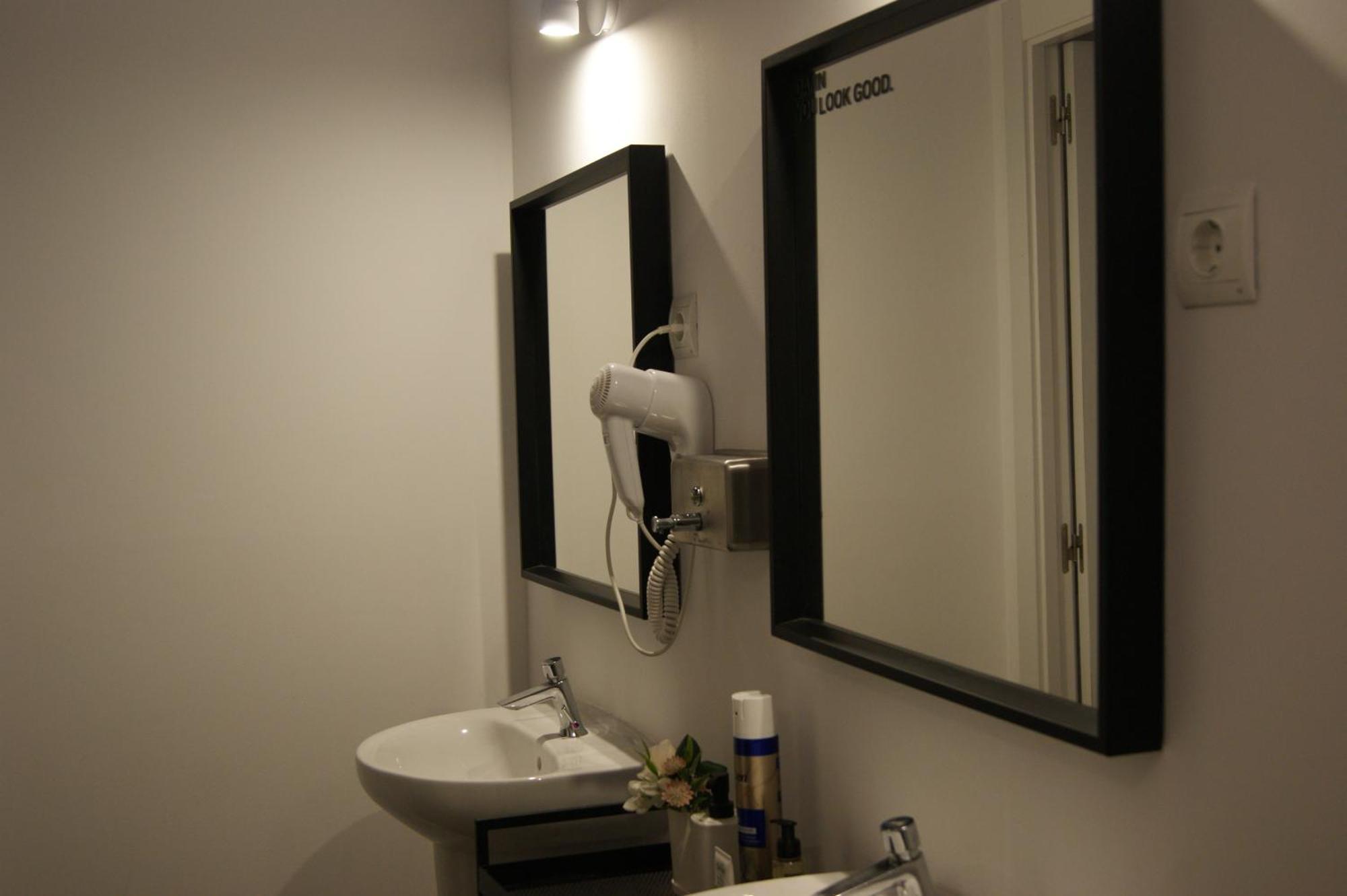 M Pods Malaga Otel Dış mekan fotoğraf